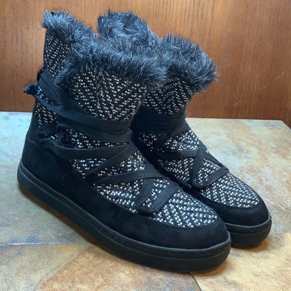 Rocket Dog Shoes - Rocket Dog Womens Black White Round Toe Ankle Top Lace Up Winter Boots Size 9